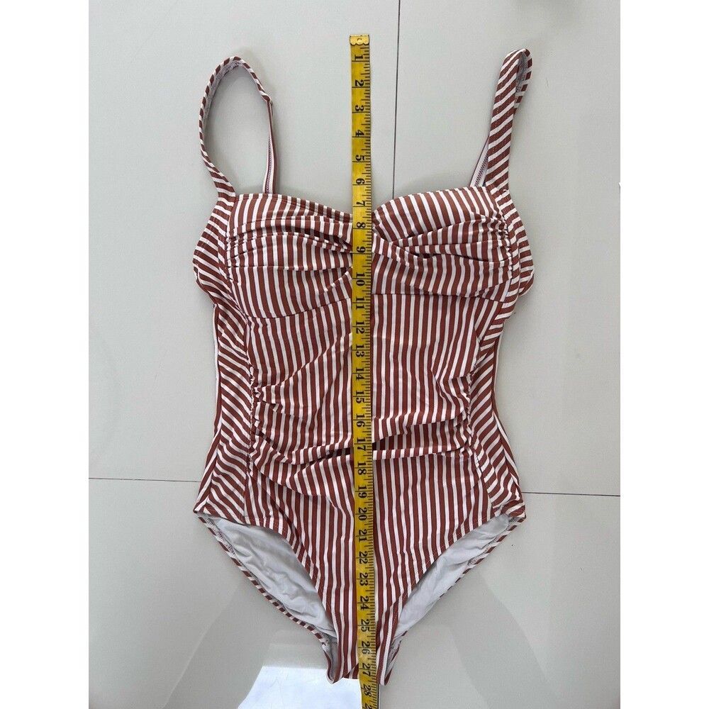 Nip Tuck Swim One Piece Swimsuit Tummy Control Ruched Slimming Molded Cup 8 - Picture 3 of 11